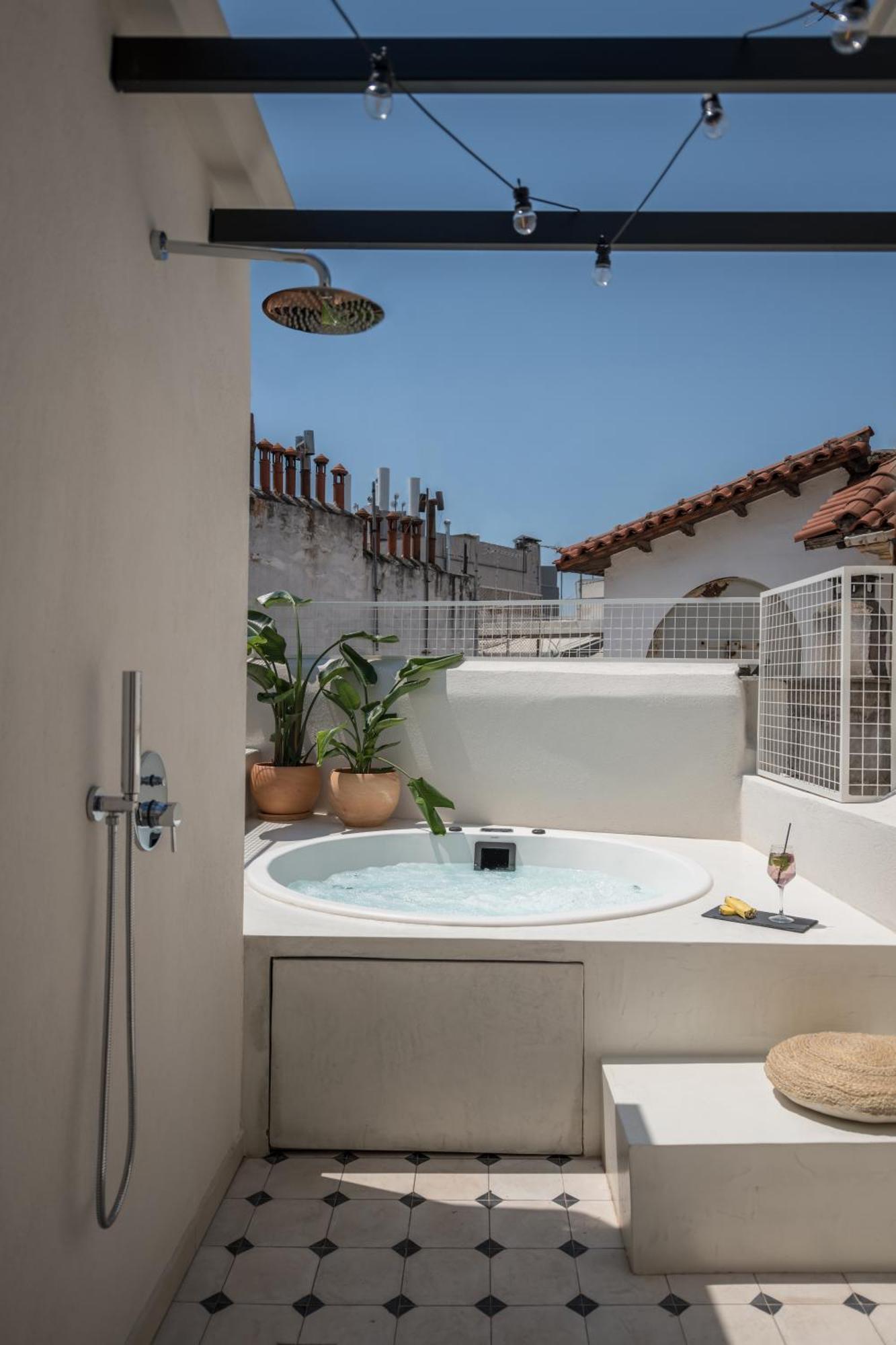 72 Ad Suites Thessaloníki Ngoại thất bức ảnh
